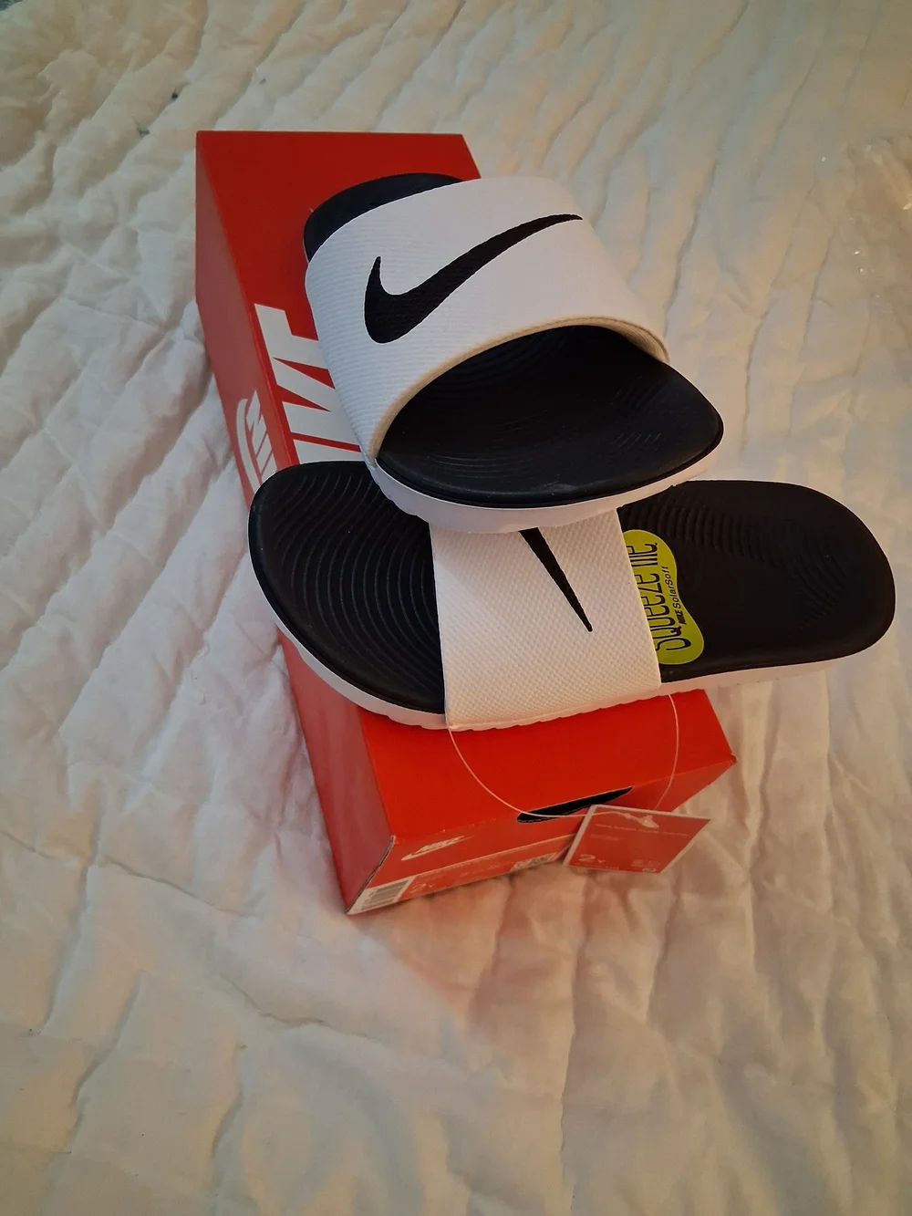 Nike Kids' Black/White Slide Sandals